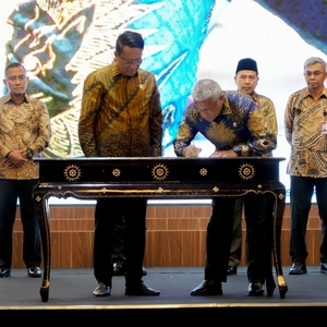 MOU BNN DENGAN MENTERI HUKUM — foto 5