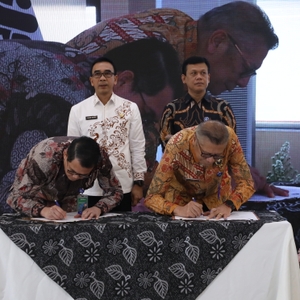 BNN DAN KEMENAKER TEKEN PKS, DORONG PENEMPATAN SERTA PEMBERDAYAAN TENAGA KERJA PASCA REHABILITASI — foto 2
